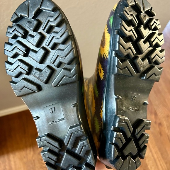 Rain/Garden Boots Water Proof Navy Yellow Fishermancore Sunflowers Size 37/6.5 - Picture 9 of 9